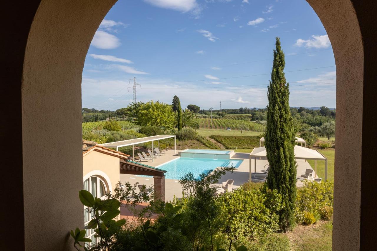 Resort Casale Le Torri Ponsacco Exterior foto